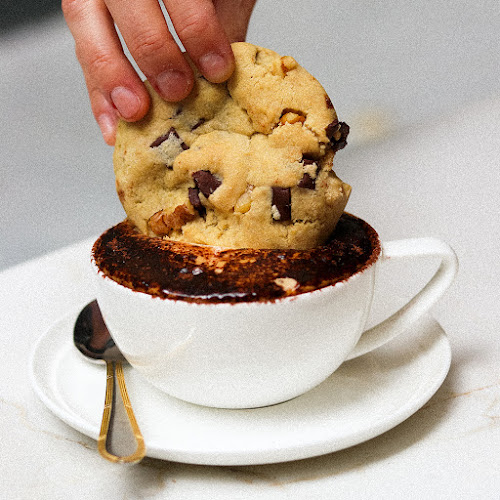 12 Creek St, Brisbane City QLD 4000