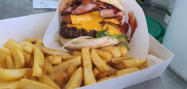 Comentarii opinii despre Stadium Geelong Fish and Chips