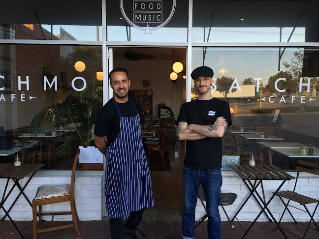 Comentarii opinii despre Satchmo Café