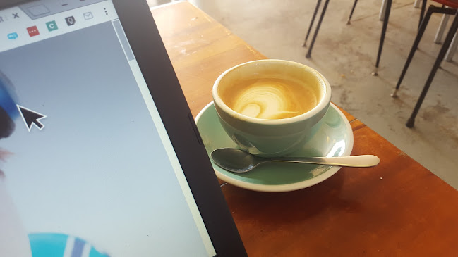 Comentarii opinii despre 8th Nerve Cafe