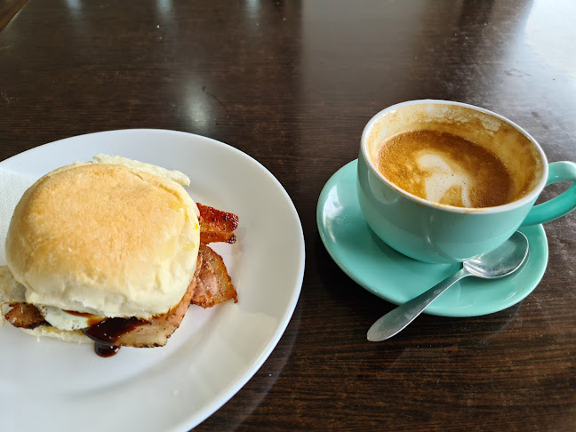 Comentarii opinii despre The Guyra Cafe