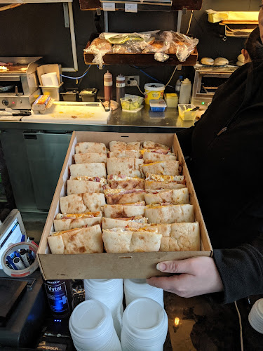 The Naked Duck Castlereagh