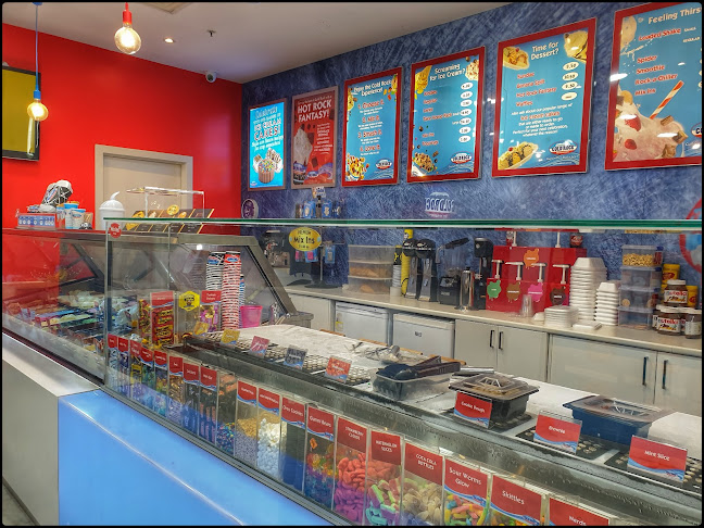 Cold Rock Ice Creamery Point Cook - Hospitality and gastronomy