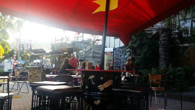 8/98-100 Sooning St, Nelly Bay QLD 4819