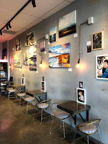 Folks Gallery - Dickson