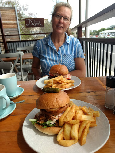 17 Flinders Parade, Gladstone Central QLD 4680