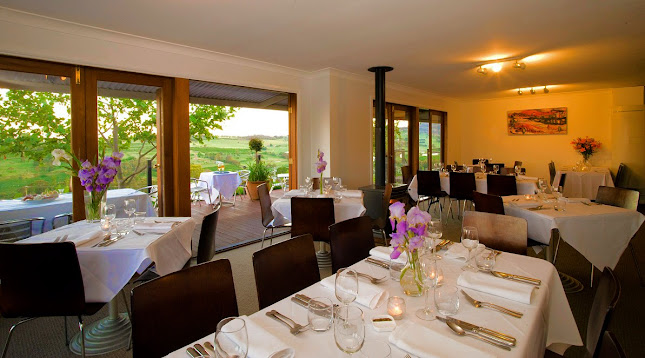 Borrodell Vineyard, Cellar Door & Wedding Venue - Orange
