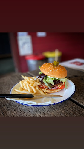 Trading Post Laguna - Hospitality and gastronomy