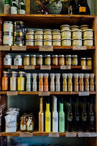 Comentarii opinii despre Pork Ewe Deli