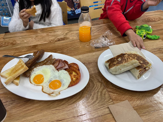 Tuckerwagon Restaurant - Sydney