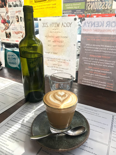 Opinii despre Round Bird Food & Wine Merchants în Lilydale - Hospitality and gastronomy