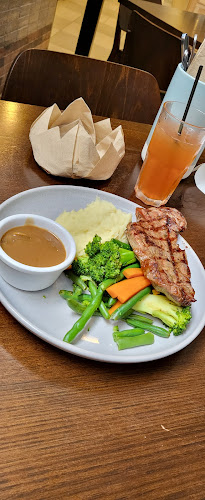 Leumeah Hotel - Hospitality and gastronomy