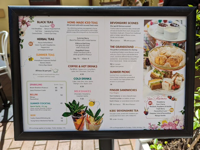 Comentarii opinii despre The Tea Cosy