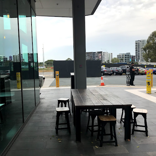 Opinii despre Domino's Pizza Hamilton QLD în Hamilton - Hospitality and gastronomy