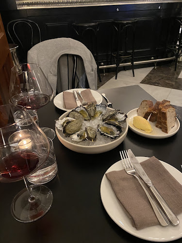 Opinii despre The Heritage Wine Bar & Restaurant în Perth - Hospitality and gastronomy