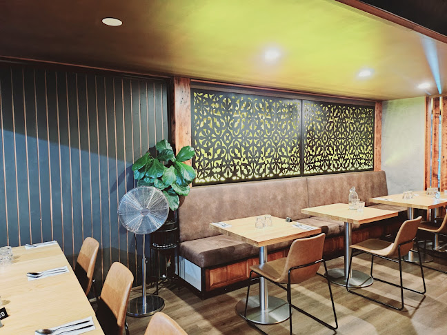 Comentarii opinii despre 92 Chilli Basil Thai Restaurant