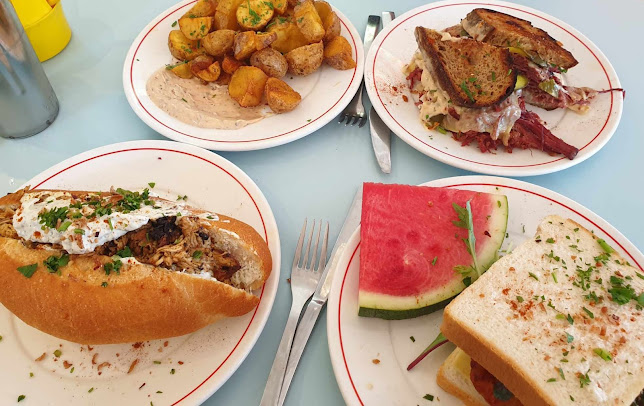 Comentarii opinii despre Satchmo Café