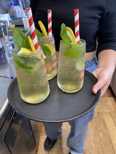 Comentarii opinii despre The Gallery Cafe