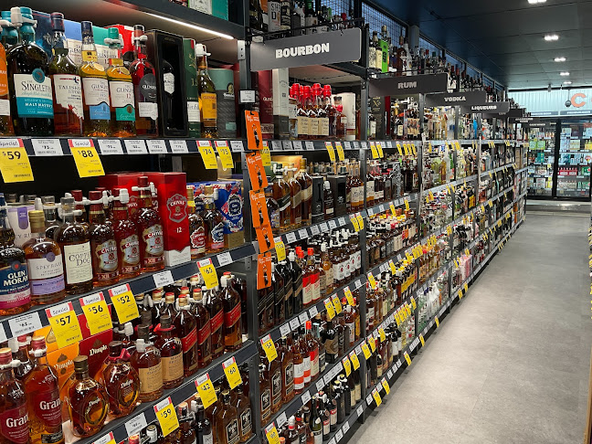 Comentarii opinii despre BWS Pirie Plaza