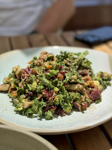 Roam - Hospitality and gastronomy