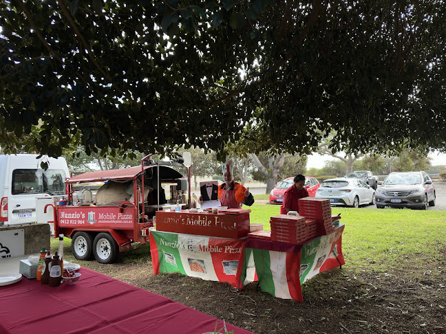 Nunzio's Mobile Pizza
