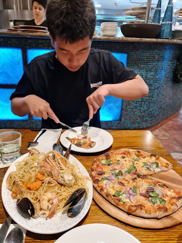 99 Esplanade, Cairns City QLD 4870