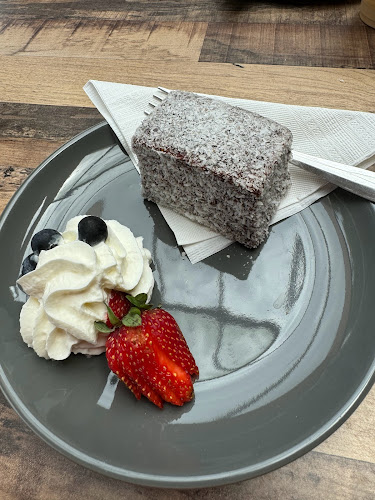 168 Jacobs Dr, Sussex Inlet NSW 2540