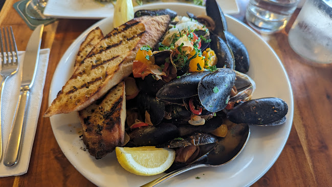 21 Spinnaker Blvd, Geographe WA 6280