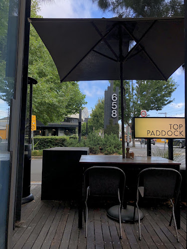 Top Paddock Cafe - Hospitality and gastronomy