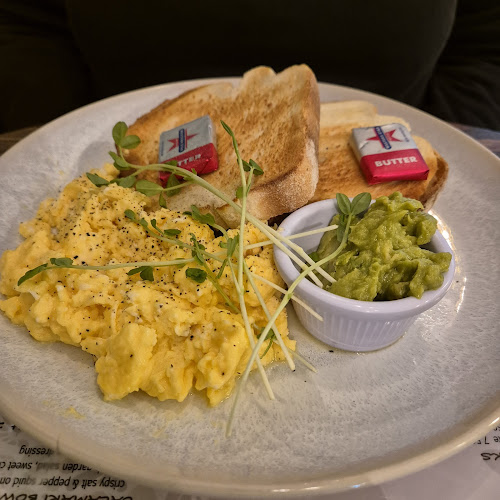 2/34 Queenbar Rd, Karabar NSW 2620