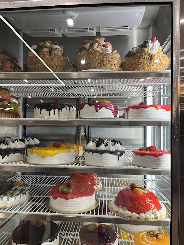 Profiterole Patisserie Mays Hill - Sydney