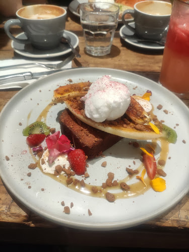 72 Grafton St, Cairns City QLD 4870