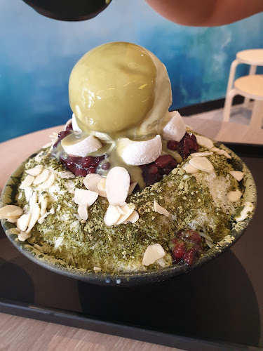 Comentarii opinii despre Hanabing (Korean Dessert Cafe)