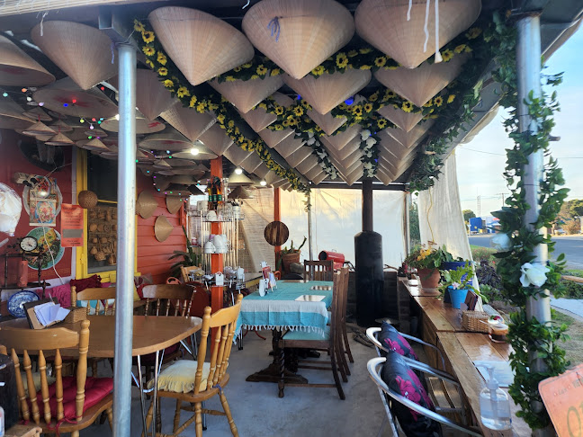 Le's Vietnamese Food - Hospitality and gastronomy