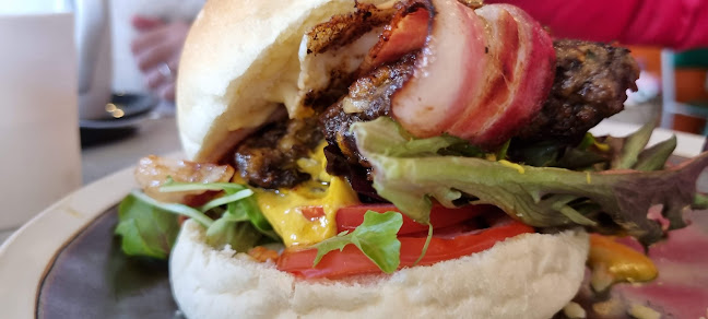 Comentarii opinii despre The Golden Fleece Cafe