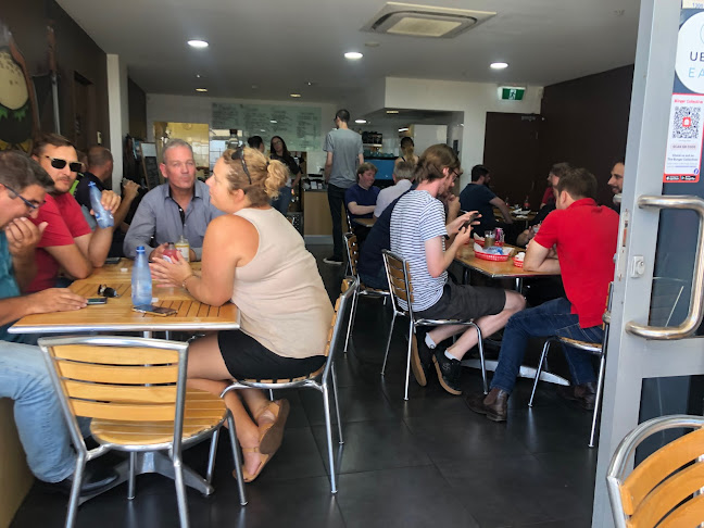 Two Hungry Bears Narrabeen - Sydney