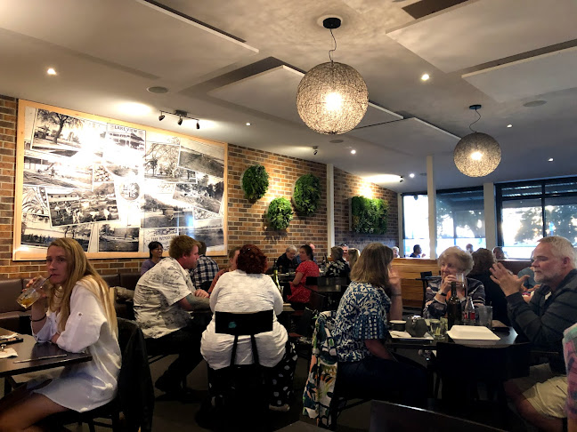 Comentarii opinii despre The Lake View Hotel