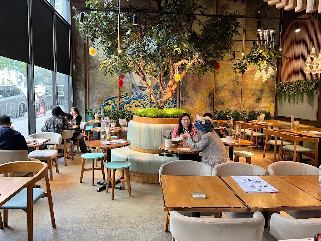 Shop 1 139/151 Queensberry St, Carlton VIC 3053