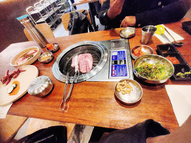 Mansae Korean BBQ - CBD QVM - Hospitality and gastronomy