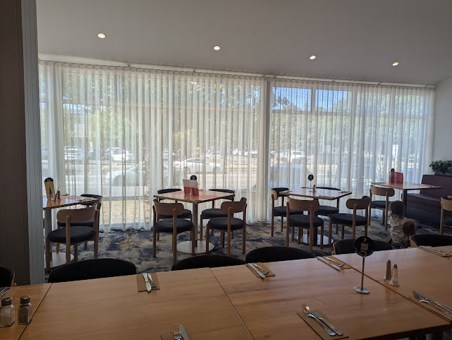 Castello's Victorian Tavern - Gisborne