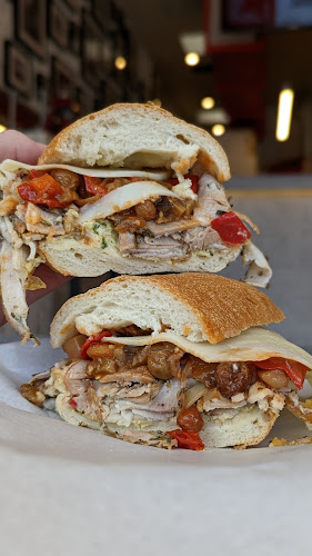 Johnny Gio’s Pizza Coogee - Hospitality and gastronomy