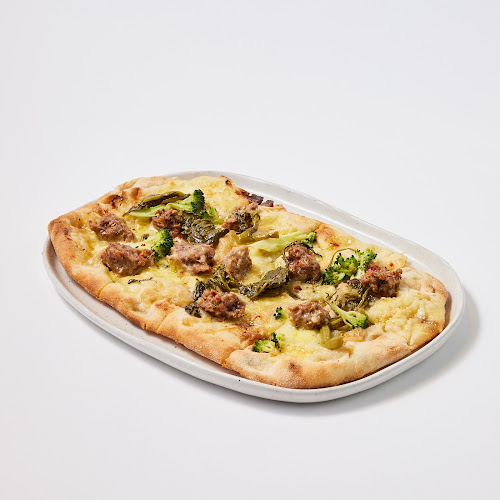 Left Bank Melbourne Restaurant & Cocktail Bar - Hospitality and gastronomy