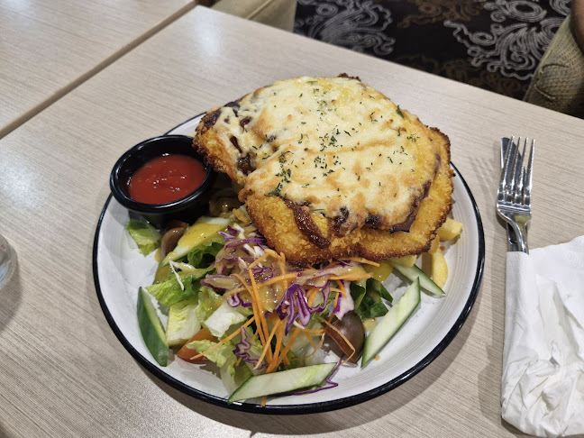 Queanbeyan Tigers Licensed Club - Hospitality and gastronomy