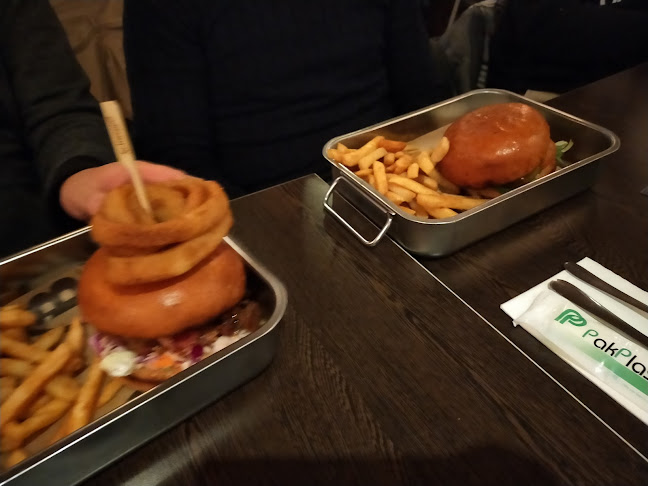 Comentarii opinii despre The Oxford Bathurst