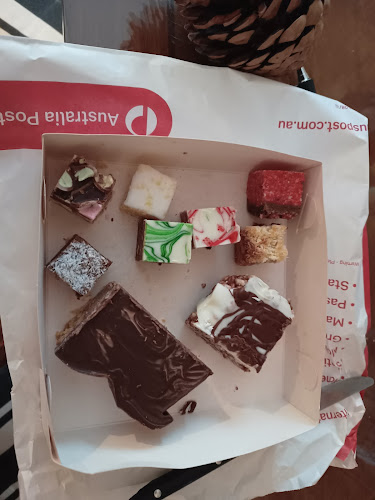 Opinii despre Meander Store & LPO, Meander Bridge Cafe în Meander - Hospitality and gastronomy