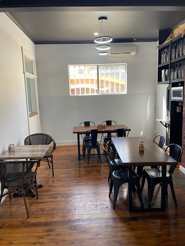 73-75 Kable Ave, Tamworth NSW 2340