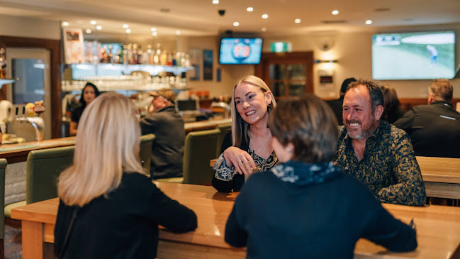 Bolters Grill, Bar and Pizzeria - Hospitality and gastronomy