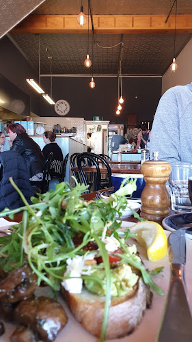 Salt Dish - Hospitality and gastronomy