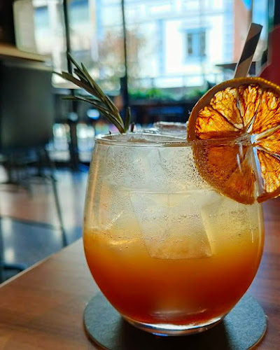 Comentarii opinii despre Lux Bistro Bar