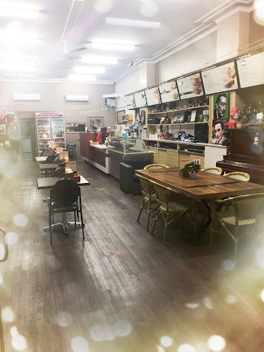 Paragon Cafe Parkes